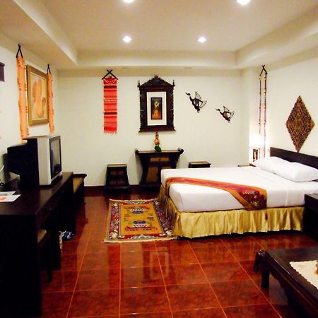 Win Place Hotel Chiang Mai Exteriör bild