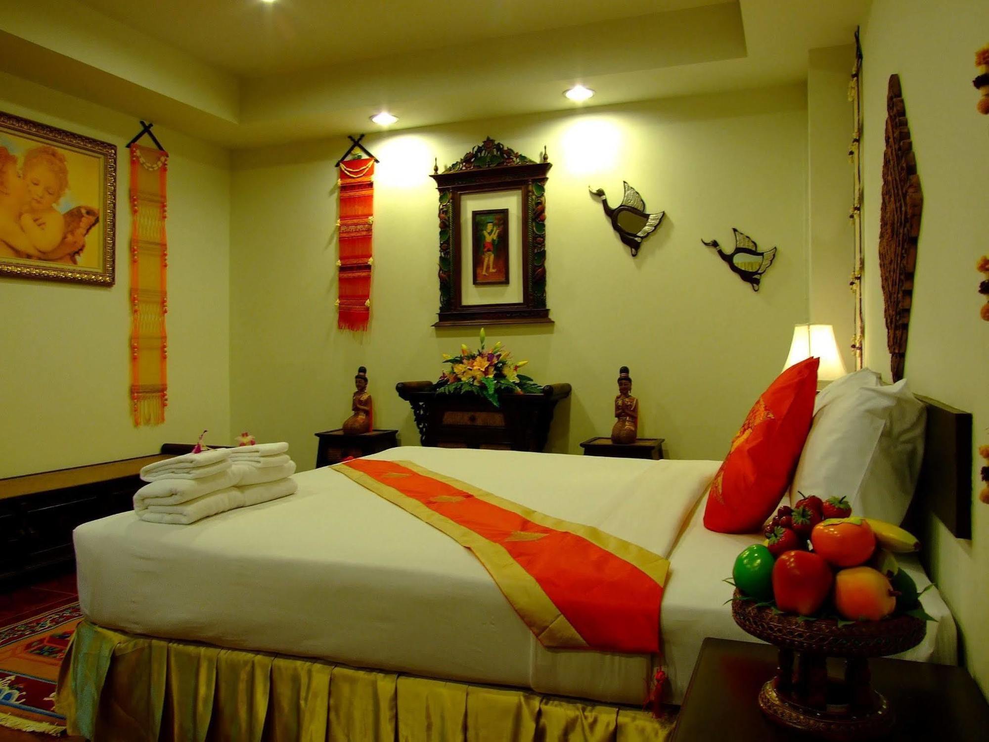 Win Place Hotel Chiang Mai Exteriör bild