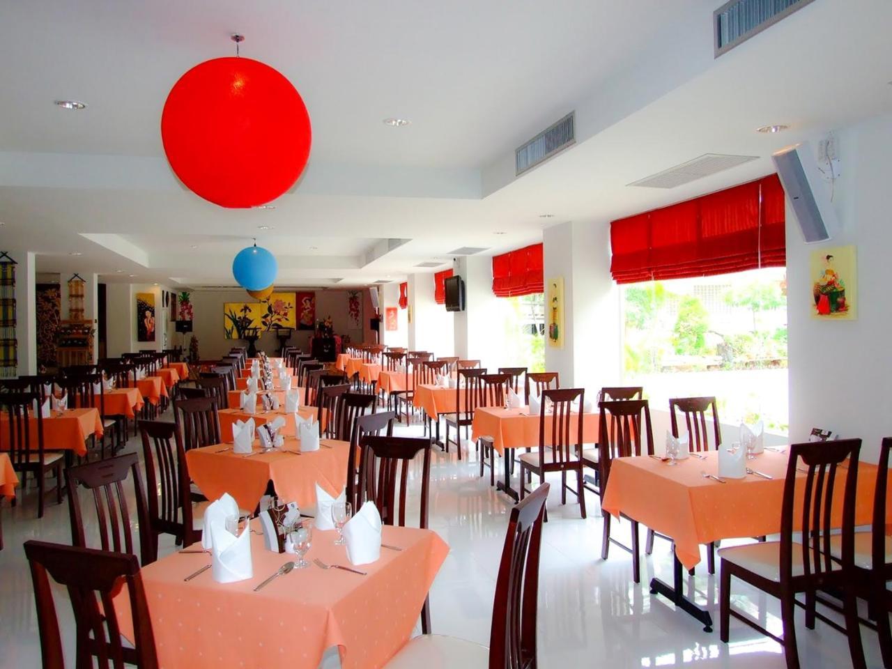 Win Place Hotel Chiang Mai Exteriör bild