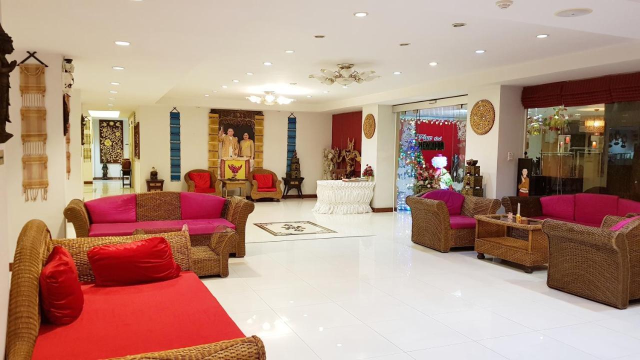 Win Place Hotel Chiang Mai Exteriör bild