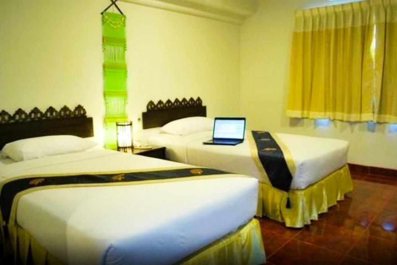 Win Place Hotel Chiang Mai Exteriör bild